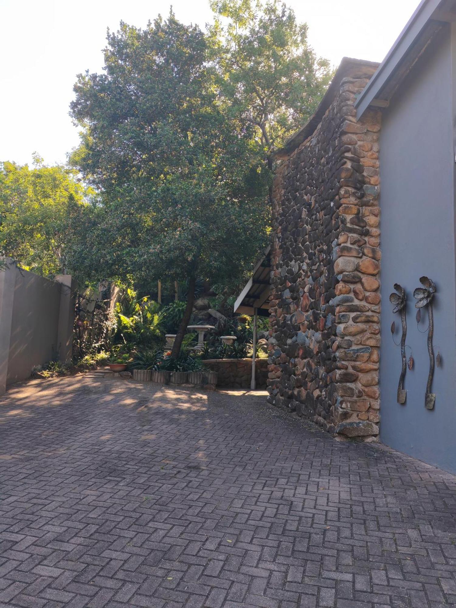 Arend Cottage Mbombela Ngoại thất bức ảnh